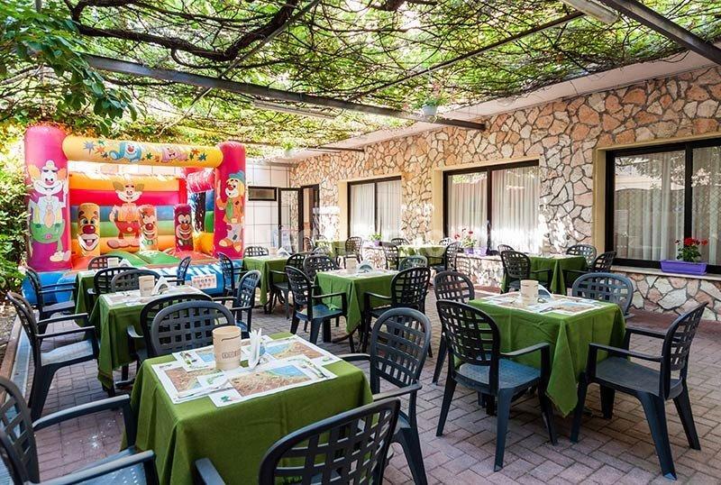 Hotel La Pergola Bellaria-Igea Marina Exterior photo